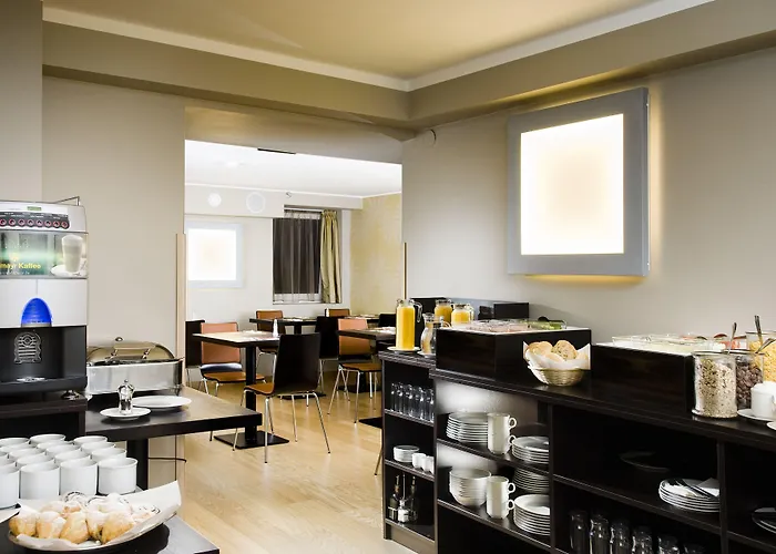 Opera Garden Hotel & Apartments